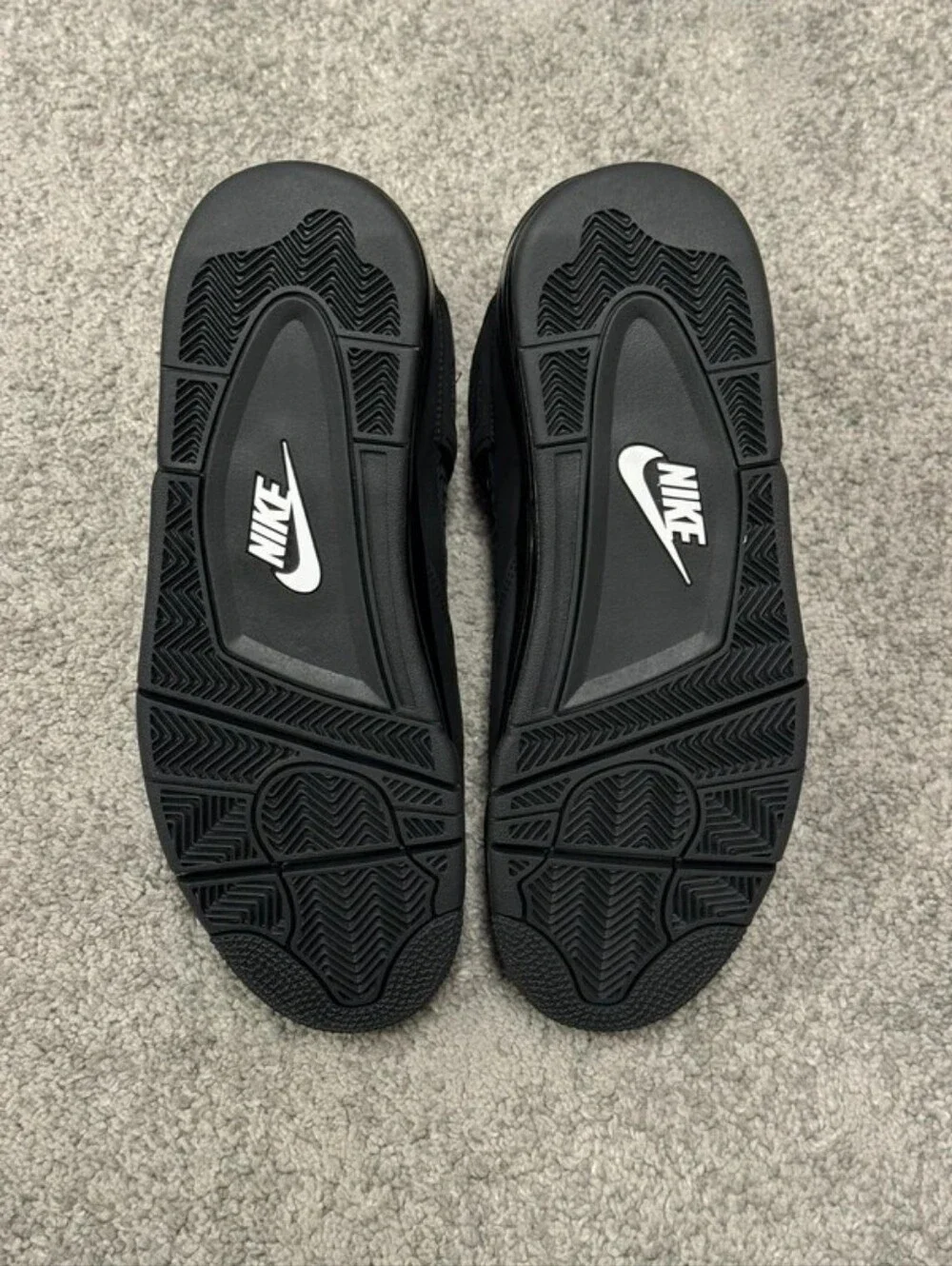 Nike Jordan 4 Black Cat (2025)